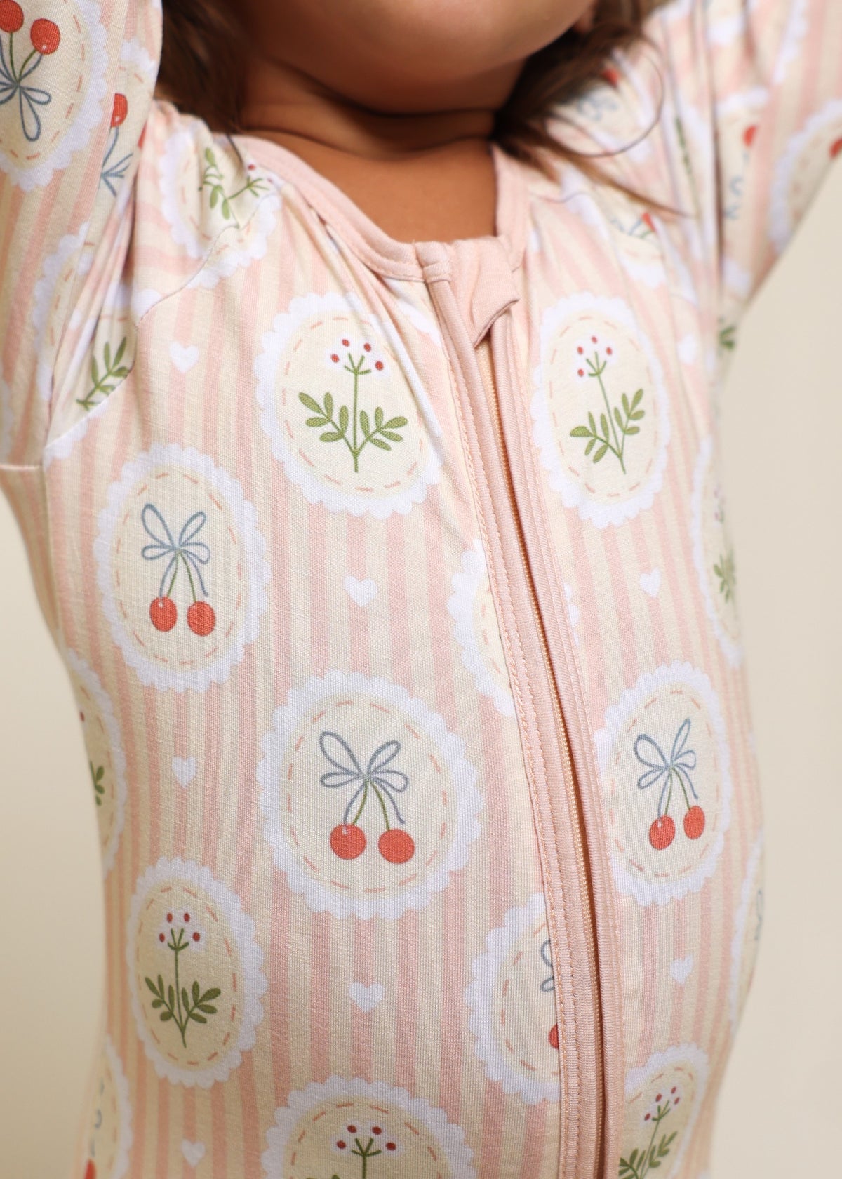 Nana's Garden | Convertible Zippy